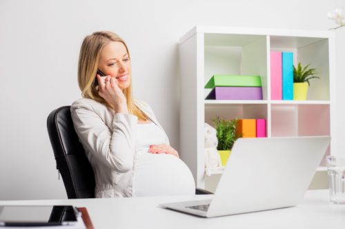 Travail : les droits de la femme enceinte et des parents / droits de la maternité