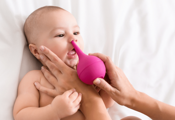 bébé avec nez encombré et respiration difficile bronchiolite