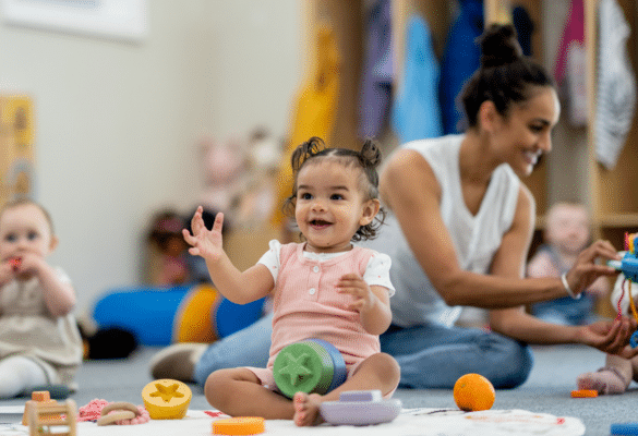 L’entrée en crèche : tout savoir pour bien préparer votre bébé