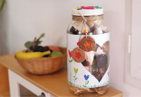 Un écrin de gourmandise : personnalisez votre bocal à biscuits !