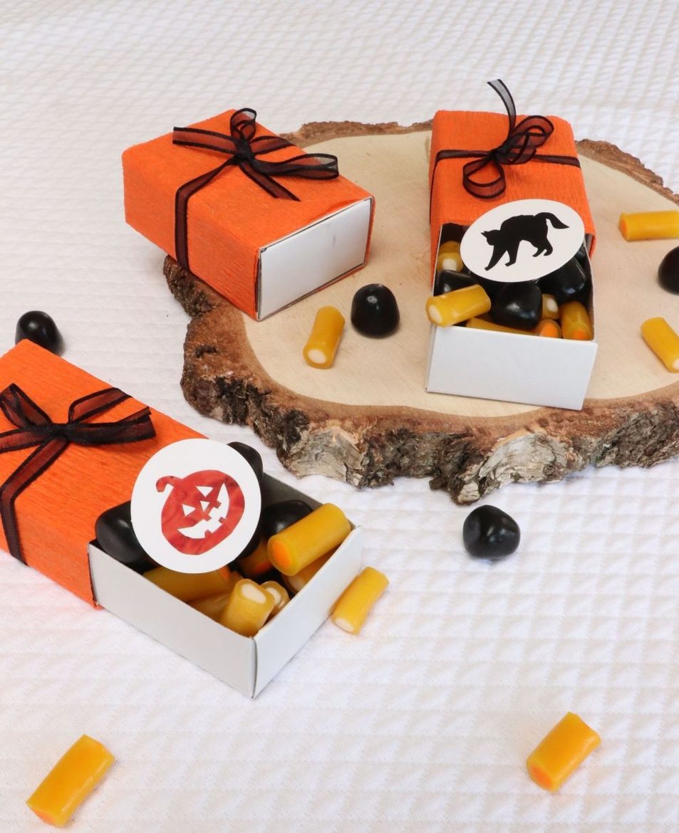 Boîtes surprises Halloween avec ses bonbons